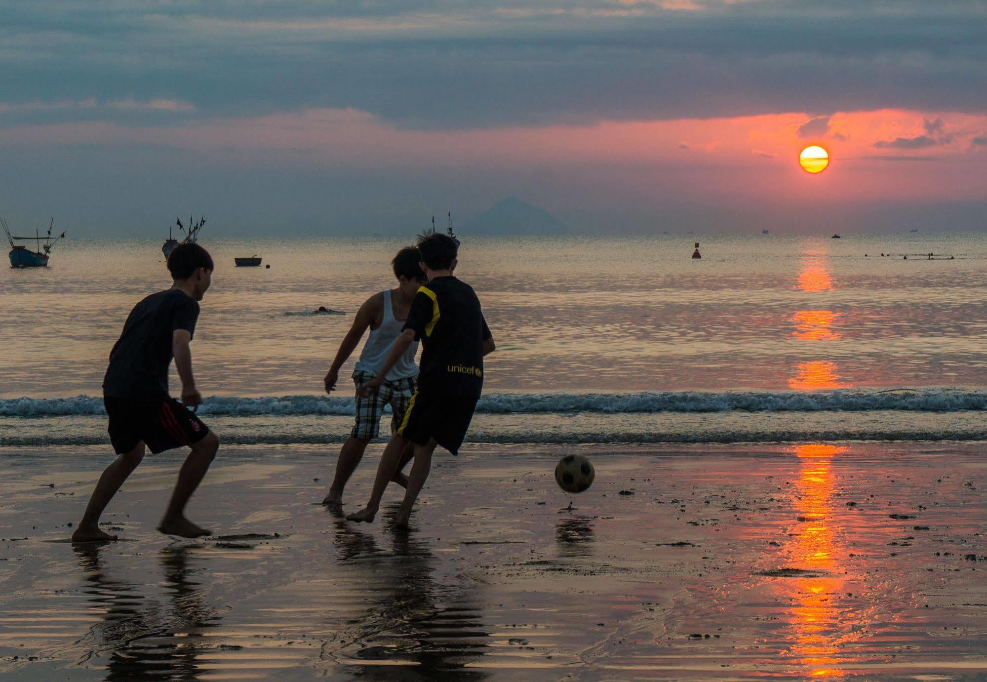 Starlet Hotel Nha Trang Kültér fotó