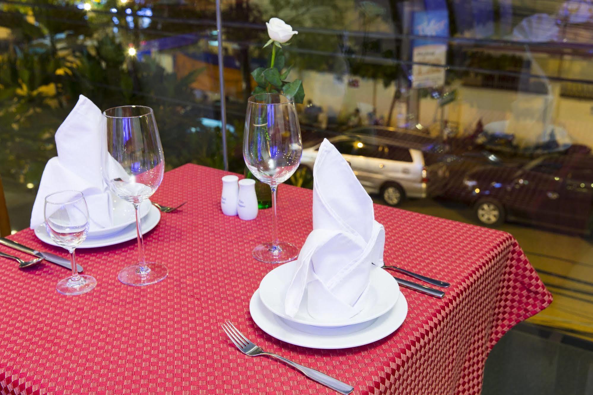 Starlet Hotel Nha Trang Kültér fotó